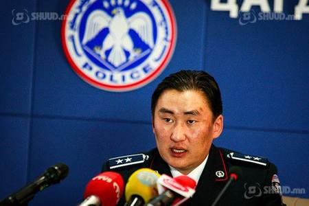 Хар тамхи хэрэглэсэн 25-35 насны залуусыг барьжээ