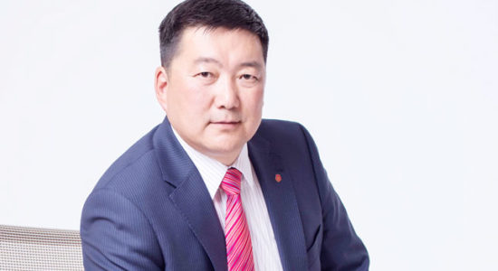 Б.Батсайхан: Тусгай зөвшөөрлүүдийг шалгавал Оюутолгойд хувь эзэмшигчид илэрнэ