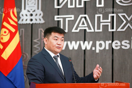 С.Чулуун: Соёлын салбарыг дээрэмдсэн, дээрэлхсэн хэнтэй ч тэмцэнэ