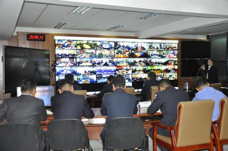 С.Баатаржав: Алба хаагчдад зөвхөн хууль ёсны шаардлага тавь