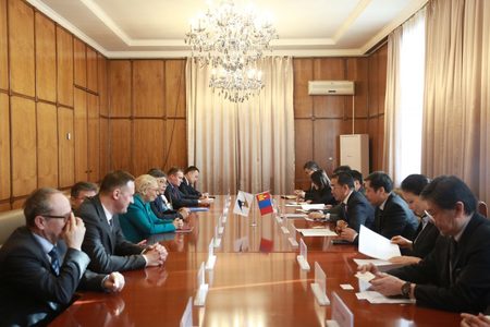 “Чөлөөт худалдааны хэлэлцээр” байгуулах хүслээ илэрхийлэв