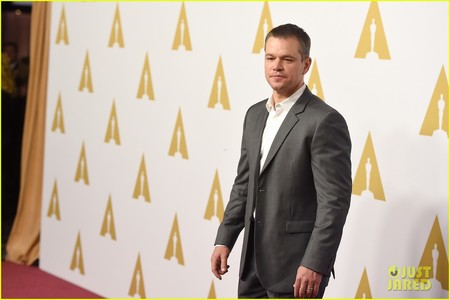 Мэтт Дэмон: Эр хүн хэтэрхий романтик байх нь ичгэвтэр хэрэг