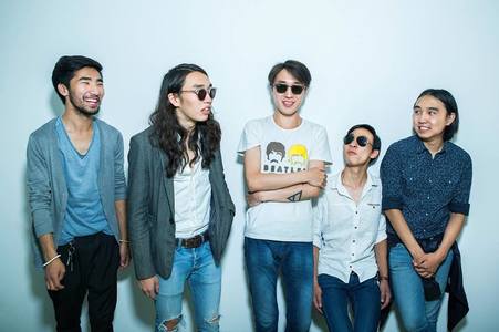 “The Colors” хамтлагийнхан эмгэнэл илэрхийлэв