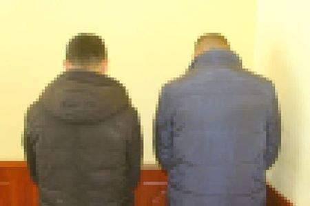 Хулгайч нарыг үйлдэл дээр нь барьжээ