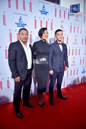 У.Уранчимэгийг “Цензургүй” ярихыг хүсэв