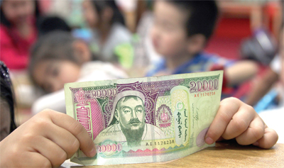 Хүүхдийн мөнгө маргааш бууна