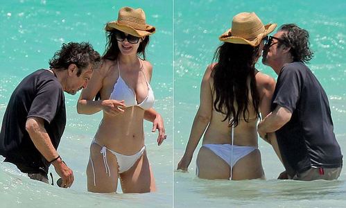 Аль Пачино төрсөн өдрөө далайн эрэгт тэмдэглэв