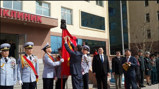 Цэргийн төв эмнэлгийг шагналаа