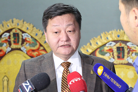 Элчин сайд Ё.Отгонбаярыг эгүүлэн татах зарлиг гаргалаа