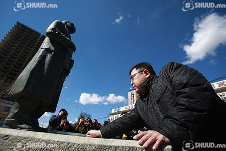 С.Эрдэнэ: С.Зоригийн амийг хөнөөсөн хэргийн захиалагчийг зарлахыг шаардана