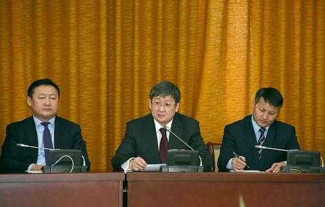 Ирц бүрдээгүйгээс Төсвийн байнгын хороо хуралдаагүй байна 