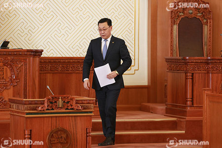 “…Хөлгийн ахмад нөхдөө орхидоггүй”