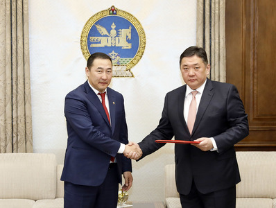 Эдийн засаг, нийгмийг хөгжүүлэх Үндсэн чиглэл 61.2 хувийн биелэлттэй гарлаа