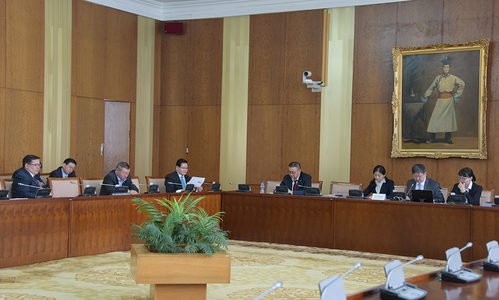 1072 хувьцааны ногдол ашиг хуваарилах талаар Д.Сумъяабазар мэдээлэл хийнэ