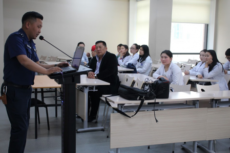 500 орчим оюутанд сургалт зохион байгууллаа