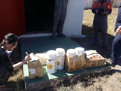 Дунд сургуулиудын химийн лабораторийг шалгаж байна