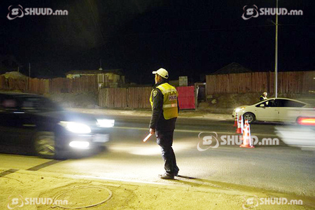 Согтуу 12 жолоочийг илрүүлж 101 хүнийг эрүүлжүүлэв