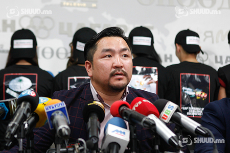 Х.Бат-Ундрал хар тамхины эсрэг аян эхлүүлжээ