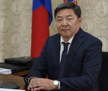 Д.Хаянхярваа: Халз мэтгэлцээн байх ёстой гэдэгтэй би 200 хувь санал нэг байдаг