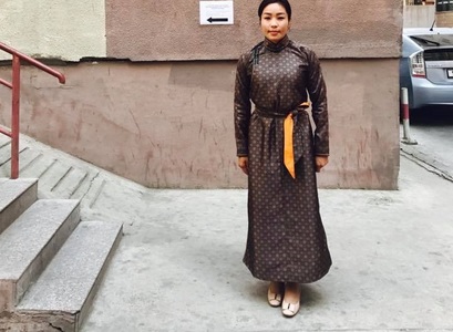 Дээлтэй сонгууль