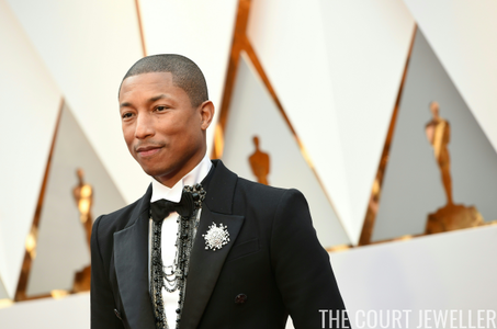 Фаррелл Уильямс: Гурван ихрийн аав болно хэмээн төсөөлж байсангүй