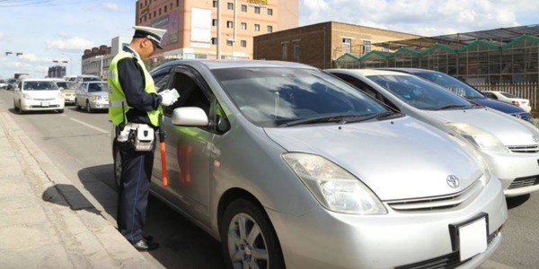 Зөрчилтэй тээврийн хэрэгслийн гэрчилгээг хураана