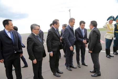 Ц.Элбэгдорж ШХАБ-ын гишүүн орнуудын өргөтгөсөн хуралдаанд оролцож байна