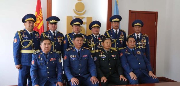 Онцгой байдлын албанаас зургаан хурандаа цолтон төрлөө