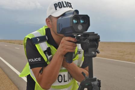 ”Зөөврийн хурд хэмжигч” хүлээлгэн өглөө