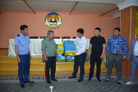 УИХ-ын гишүүн Д.Гантулга хоёр сая төгрөг хандивлав