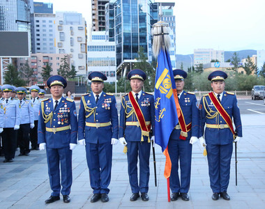 Чингисийн талбайд Шөнийн парад боллоо