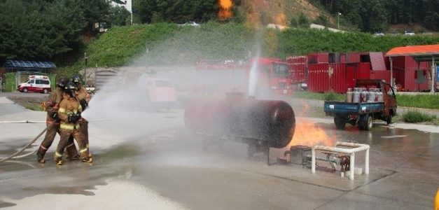 БНСУ-д олон улсын гал сөнөөгч, аврагчдын сургалтад хамрагдлаа