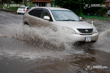 Сэрэмжлүүлэг: Дарханы замд үер буужээ