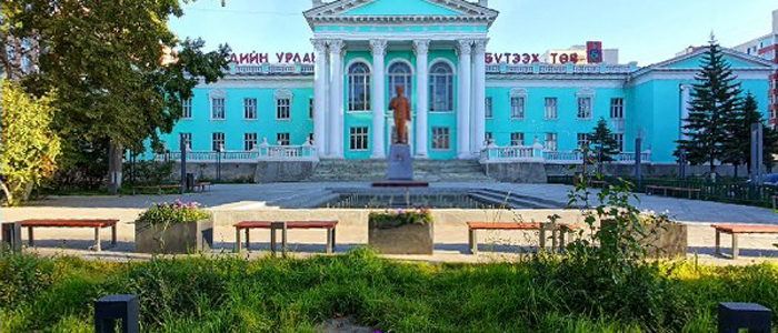 Бяцхан уран бүтээлчдийн үзэсгэлэн нээгдлээ