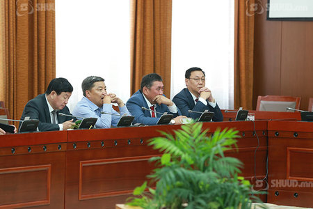 МАН тэтгэврийн зээлийг тэглэх асуудлыг хэлэлцэж байна