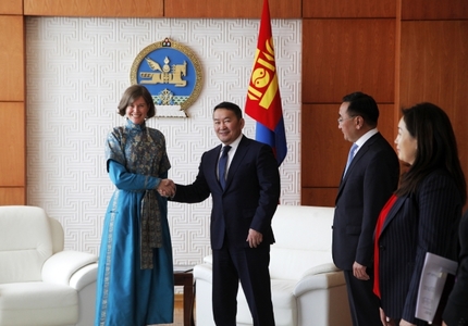 Азийн хөгжлийн банкны суурин төлөөлөгчийг хүлээн авч уулзав