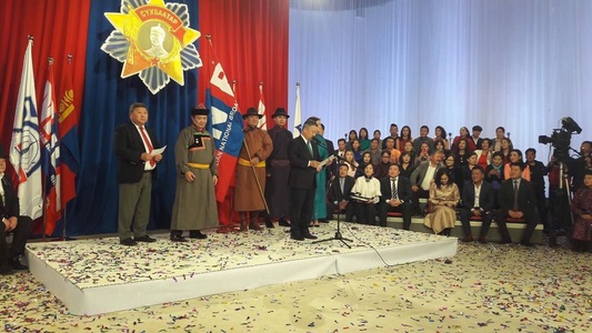МҮОНТ-ийг төрийн дээд Сүхбаатар одонгоор шагналаа