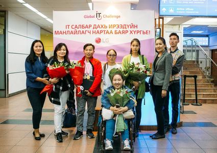 Технологийн олон улсын тэмцээнээс алтан медаль авлаа