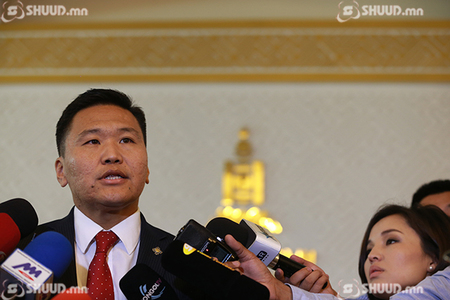 Т.Аюурсайхан: Хууль бус наймаа хийсэн дипломатууд дахин томилогдсон байна
