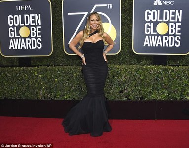 Мэрия Кэри гайхалтай туржээ