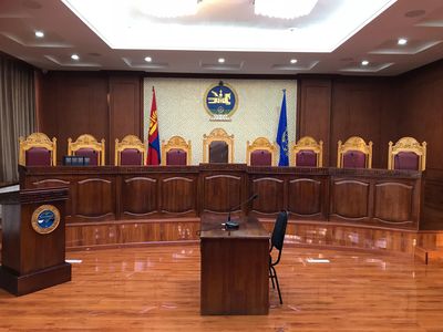 Ерөнхийлөгчийн эрхийг хэлэлцэнэ