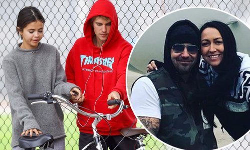 Жастин Биберийн аав хуримаа хийжээ