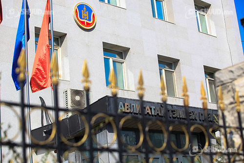 Сум хөгжүүлэх сангаас дүүдээ 20 сая төгрөгийн зээл олгожээ