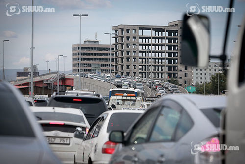 Амралтын өдрүүдэд автомашиныг тэгш сондгойгоор зорчуулна