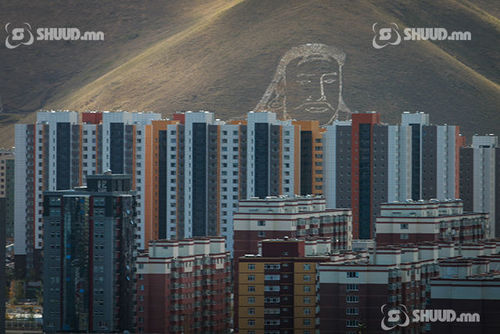 Таван жилд долоон хүний АМЬ