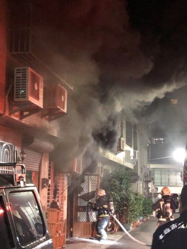 Монгол охины бичиг баримт, 10 сая төгрөг галд шатжээ