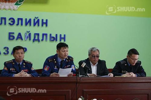 Үзвэр үйлчилгээ, зах, худалдааны төвүүдийг шалгаж эхэллээ