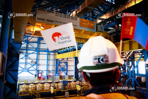 Оюутолгойд ажилд оруулна хэмээн 39 иргэнээс 256 сая төгрөг залилжээ