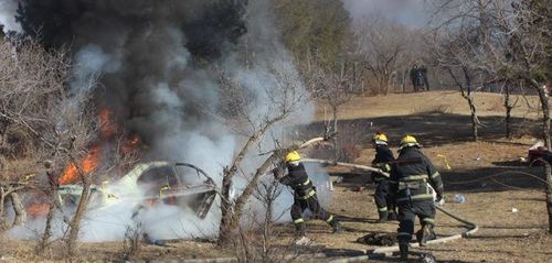Бөөгийн зан үйл үйлдэж байхдаа гал алдаж автомашинаа шатаажээ