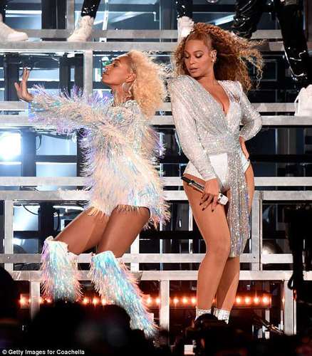 Бейонси тайзан дээр УНАВ